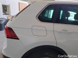  Volkswagen  Tiguan VOLKSWAGEN  / 2016 / 5P / SUV 2.0 TDI SCR 110KW BUSINESS BMT DSG #56