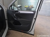  Volkswagen  Tiguan VOLKSWAGEN  / 2016 / 5P / SUV 2.0 TDI SCR 110KW BUSINESS BMT DSG #102