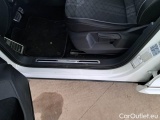  Volkswagen  Tiguan VOLKSWAGEN  / 2020 / 5P / SUV 2.0 TDI SCR 110KW R-LINE DSG 4MOTION #68