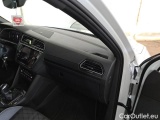  Volkswagen  Tiguan VOLKSWAGEN  / 2020 / 5P / SUV 2.0 TDI SCR 110KW R-LINE DSG 4MOTION #82