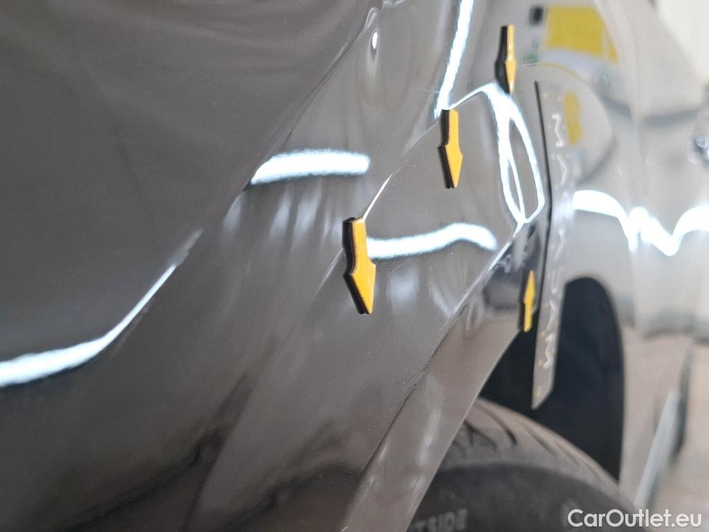  Peugeot  208  Allure Pack 1.2 PureTech 100CV BVA8 E6d #2
