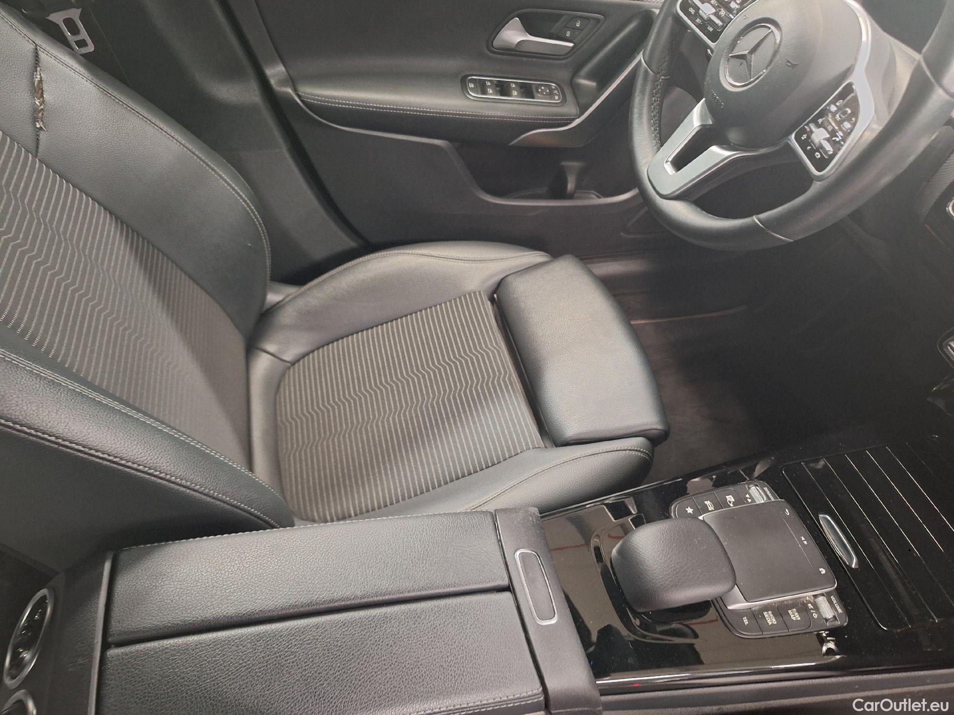  Mercedes  CLA-Klasse Mercedes, CLA-Class SB '19, Mercedes-Benz CLA Shooting Brake CLA 180 d Busines #17
