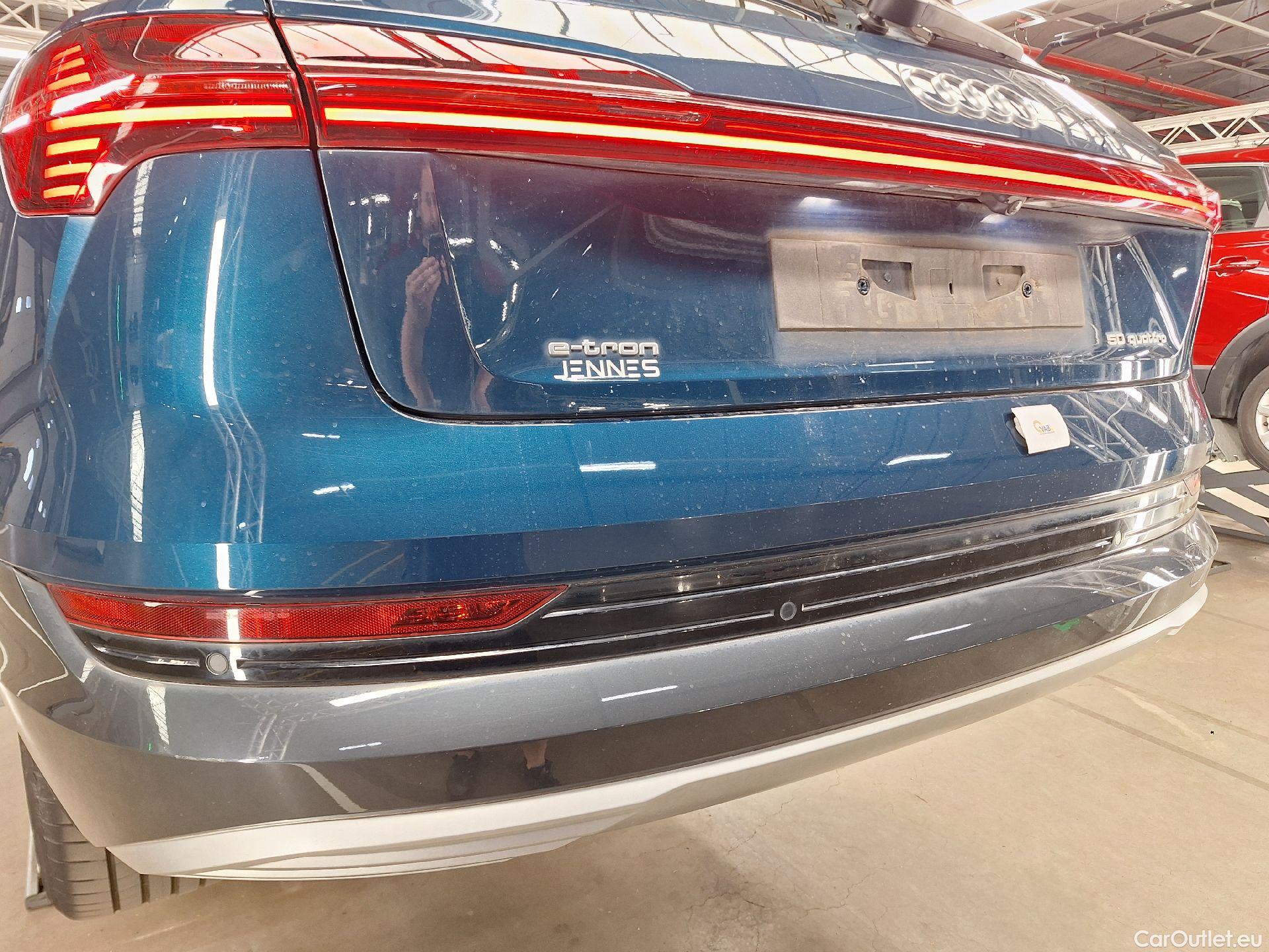  Audi  E-TRON Audi,  '19 BEV, Audi  50 Quattro Advanced 5d #16