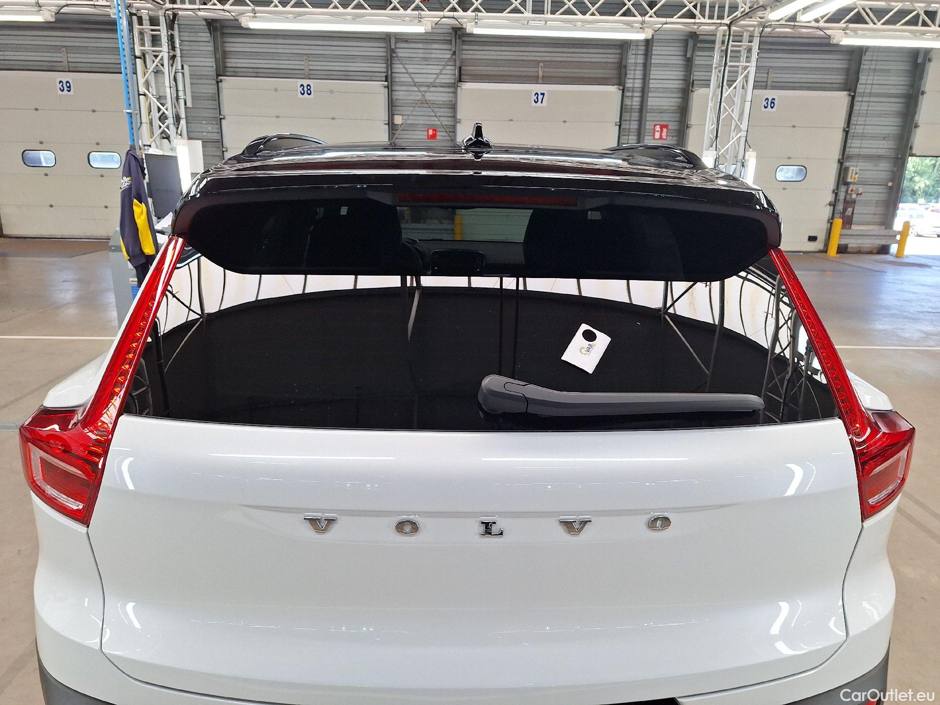  Volvo  XC 40 Volvo, XC40 '17, Volvo XC40 T3 R-Design Aut. 5d #1