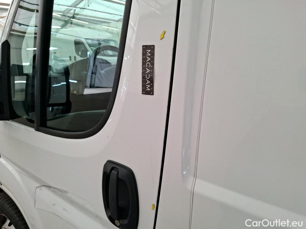  Citroen  Jumper CITROEN  VU 4p Fourgon 30 L1H1 BlueHDi 110 BVM6 Confort #11