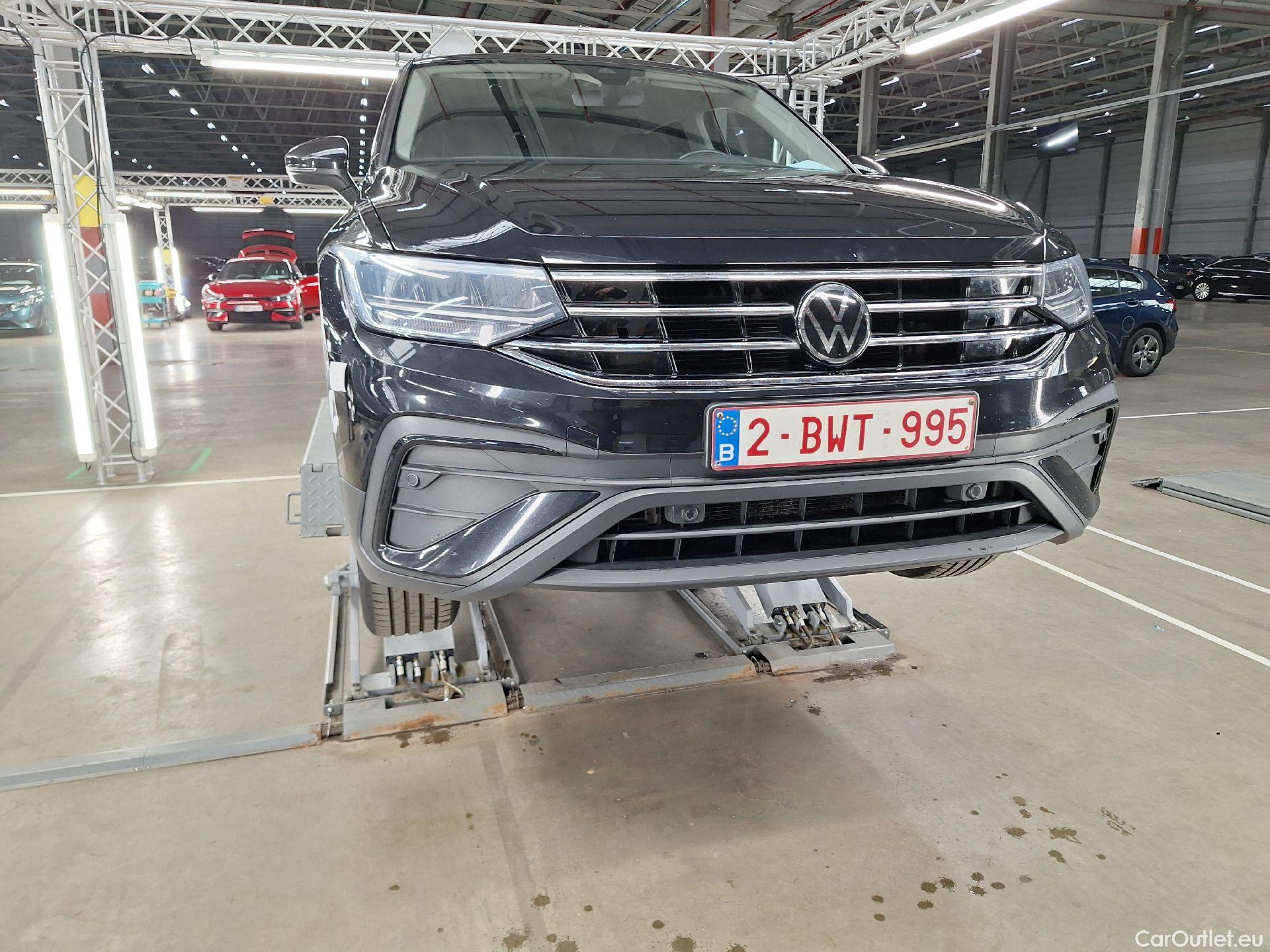  Volkswagen  Tiguan VW,  Alls FL'21, Volkswagen  Allspace 1.5 TSI DSG Life 5d #1
