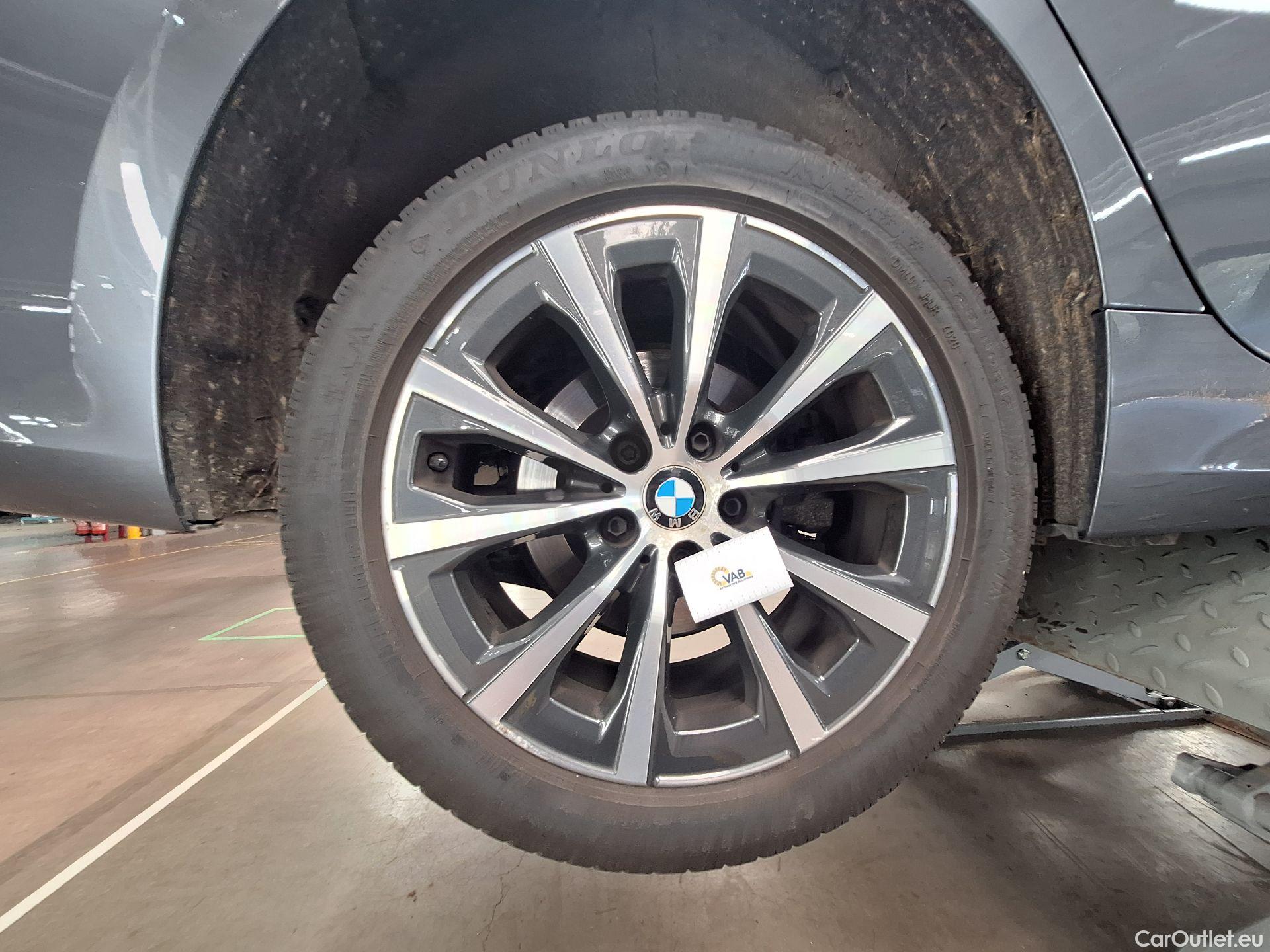  Bmw  Serie 3 BMW, 3-serie Touring '18, BMW 3 Reeks Touring 318dA (100 kW) 5d #18