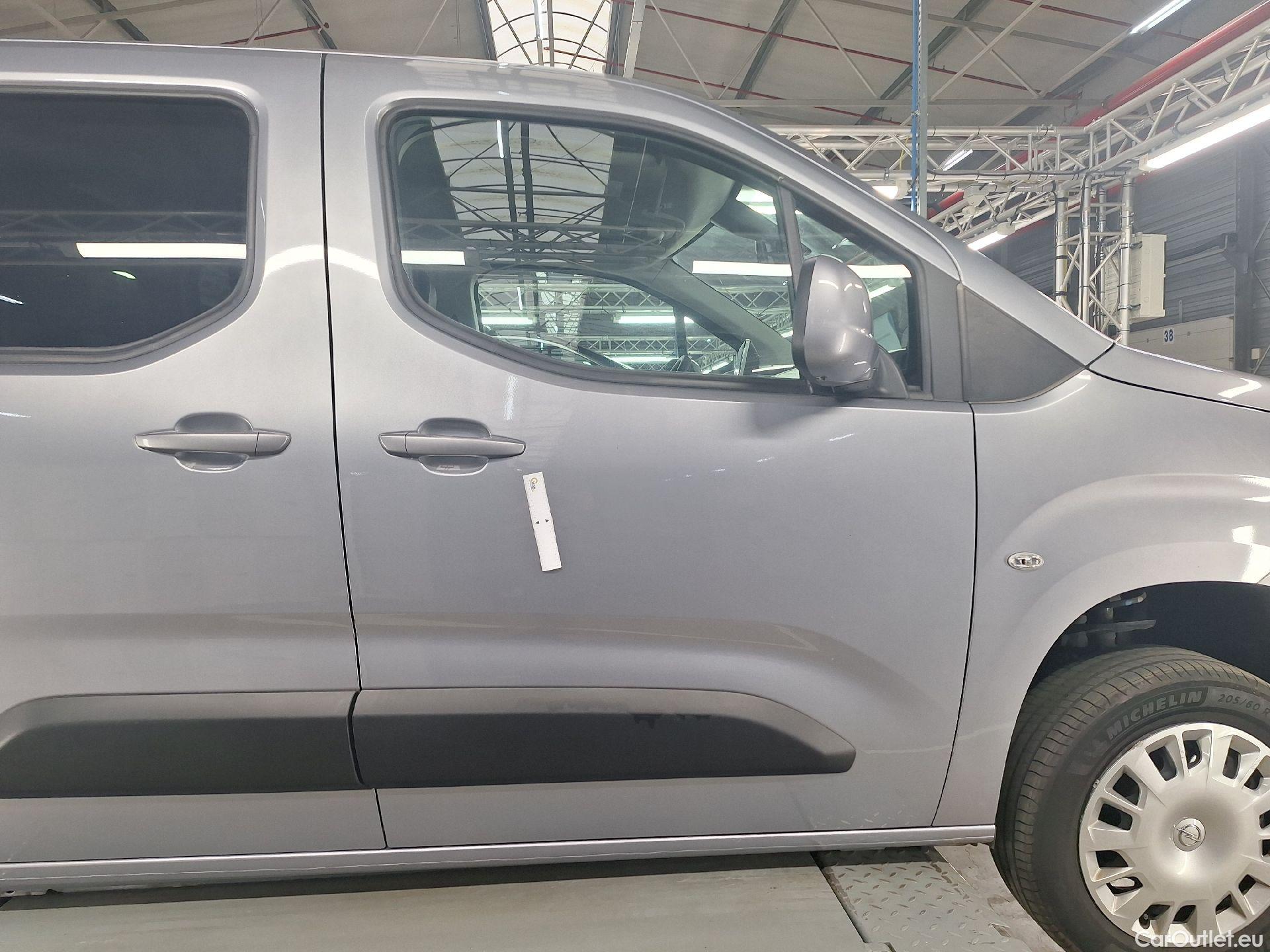  Opel  Combo Opel,  Life '18, Opel  Life 1.2 Turbo Start/Stop Edition L1H1  #53