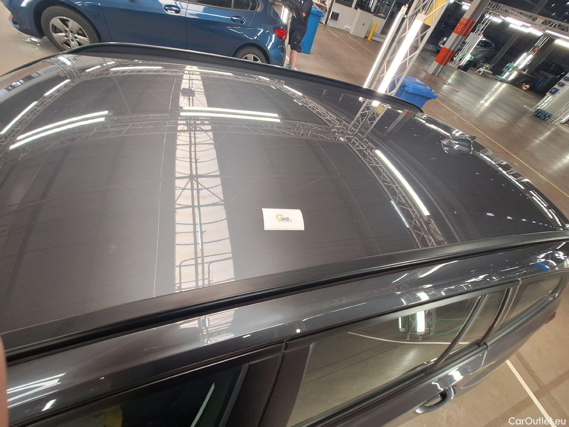  Bmw  Serie 3 BMW, 3-serie Touring '18, BMW 3 Reeks Touring 318dA (100 kW) 5d #40