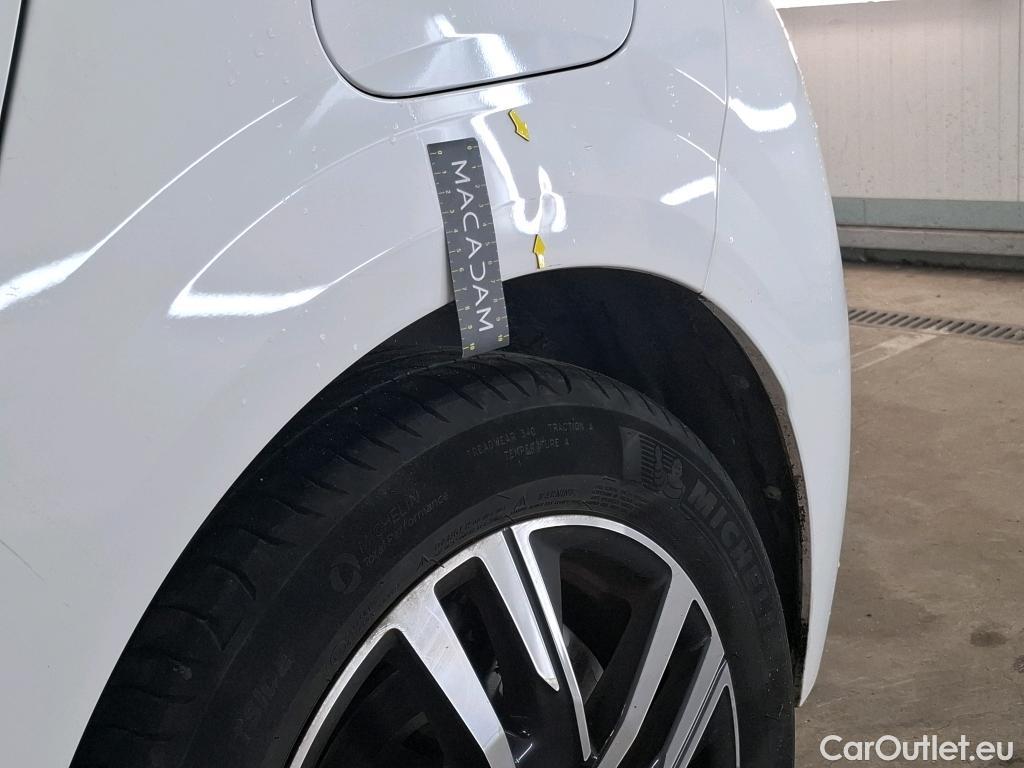  Peugeot  208 PEUGEOT  / 2019 / 5P / Berline Puretech 100 S&S Allure Business #10