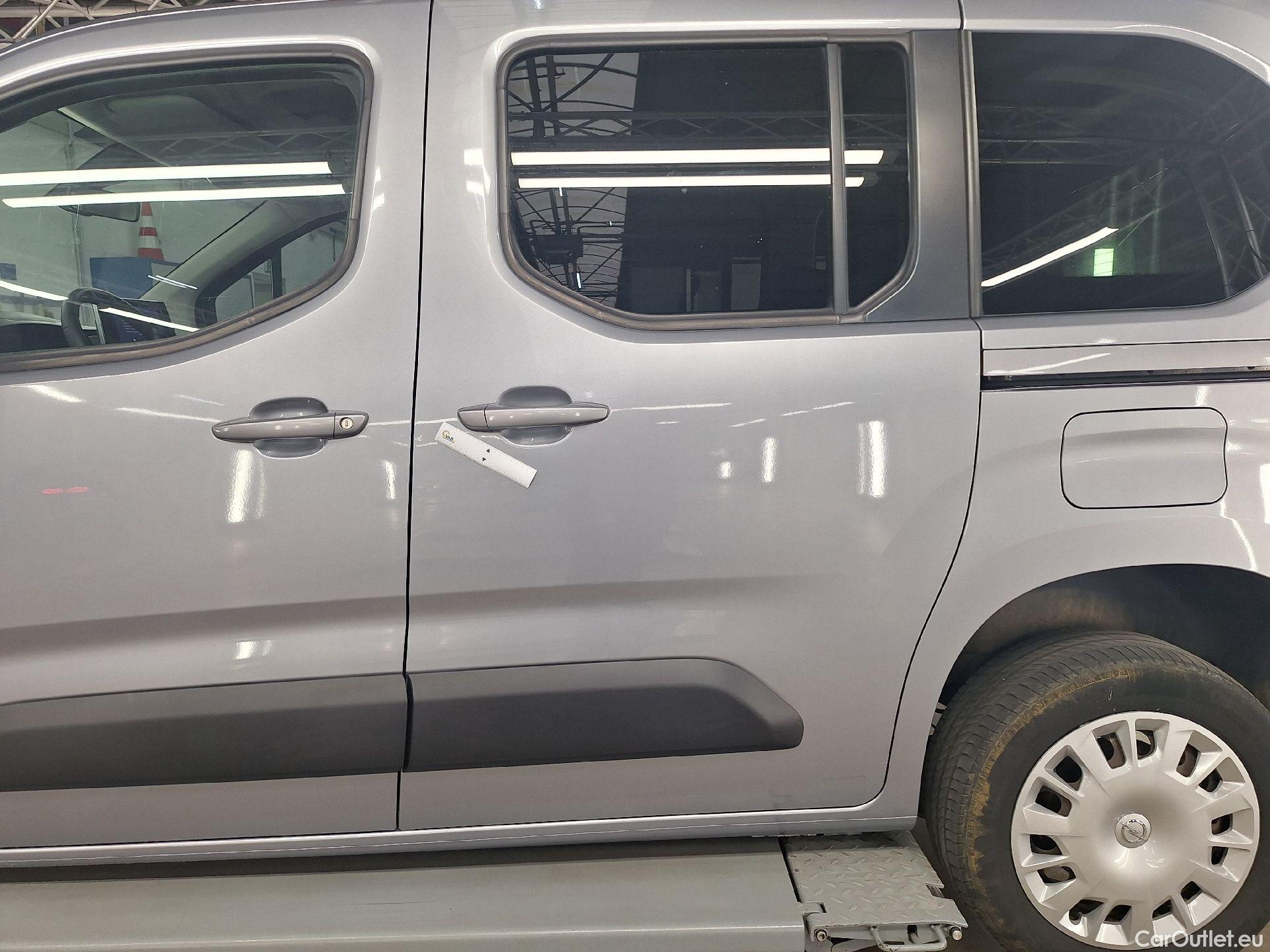  Opel  Combo Opel,  Life '18, Opel  Life 1.2 Turbo Start/Stop Edition L1H1  #38
