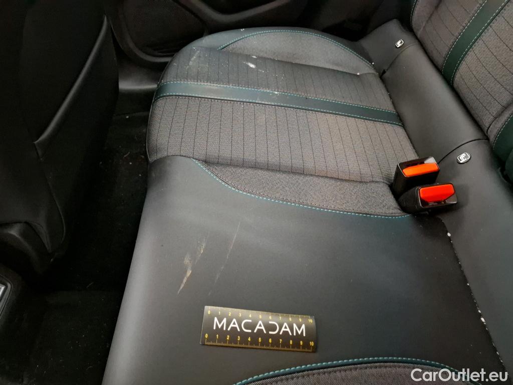  Peugeot  208 PEUGEOT  / 2019 / 5P / Berline Puretech 100 S&S Allure Business #7