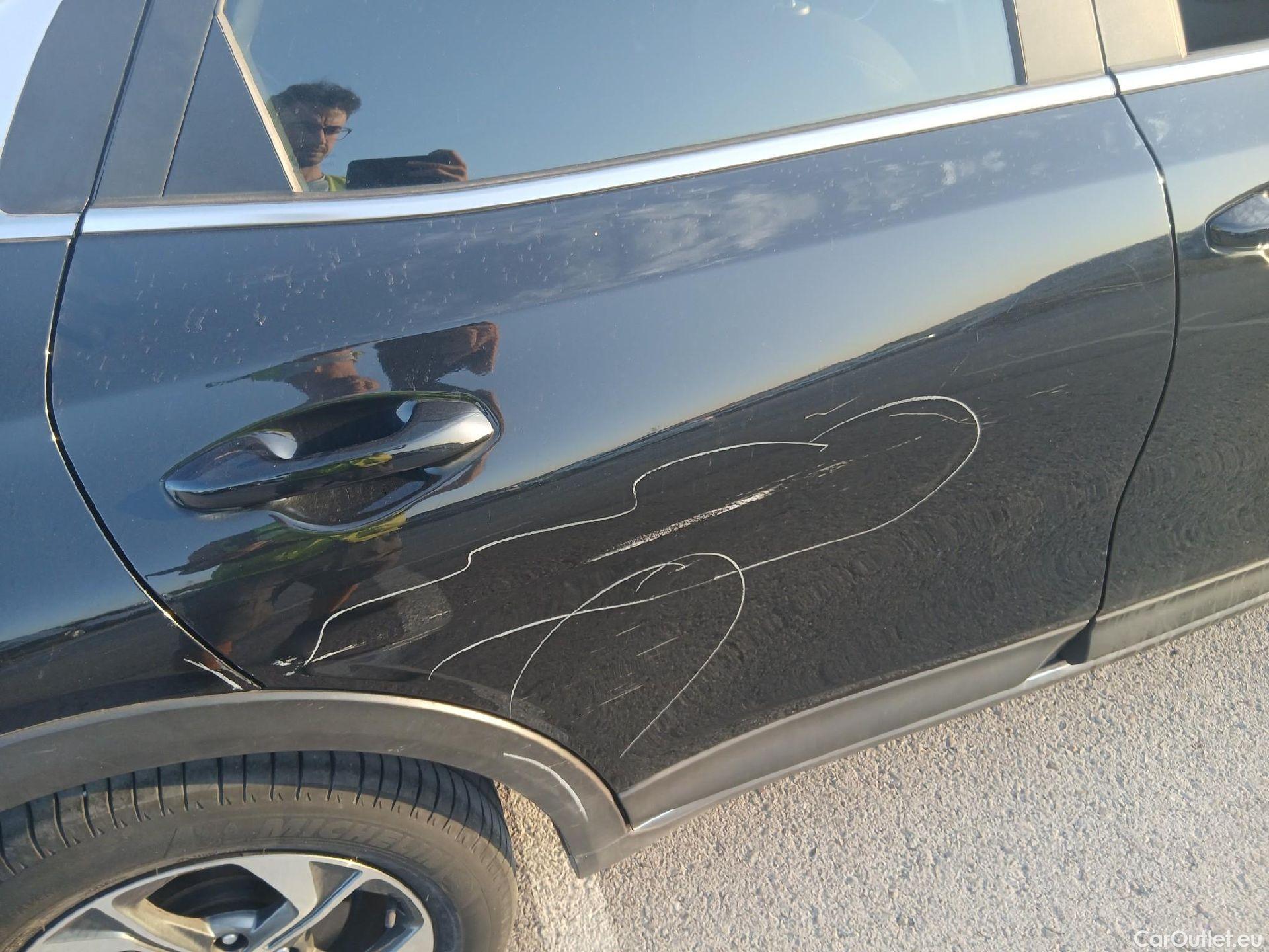  KIA  XCeed KIA  / 2019 / 5P / todoterreno 1.0 T-GDi Drive 88kW (120CV) #32