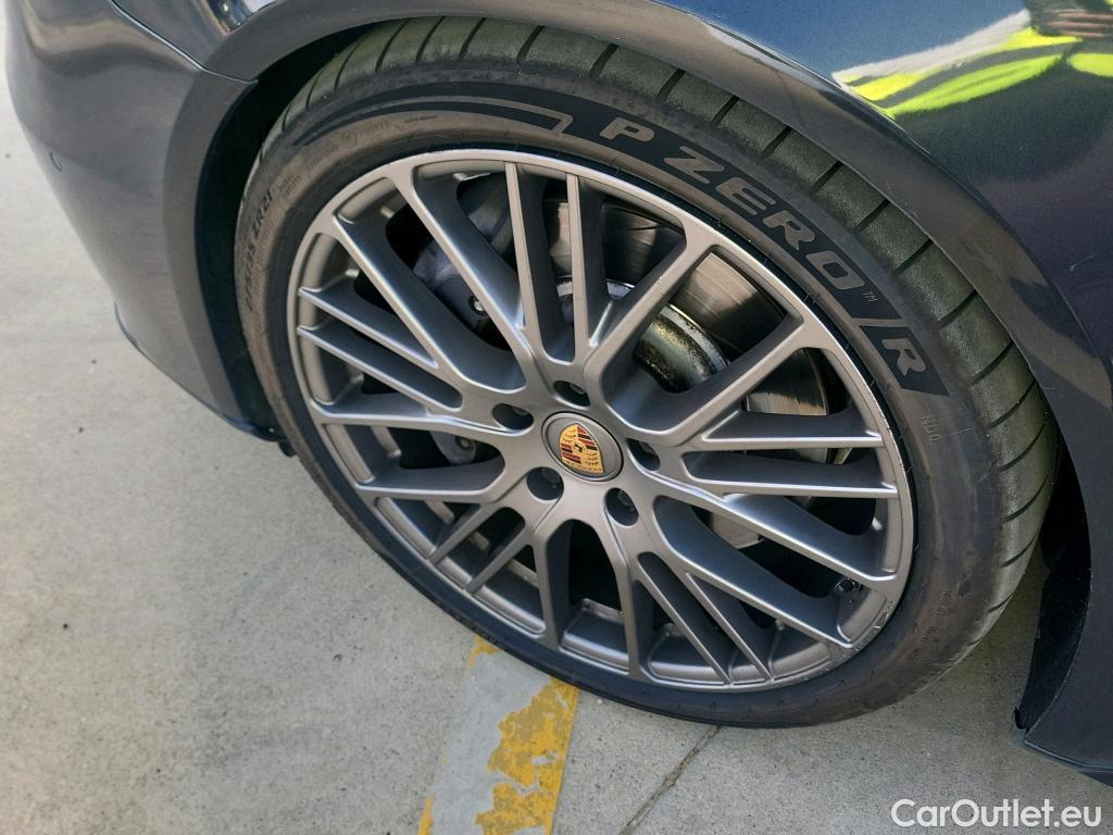  Porsche  Panamera PORSCHE  / 2020 / 5P / berlina con portón 4 E-Hybrid Platinum Edition(SP) #8
