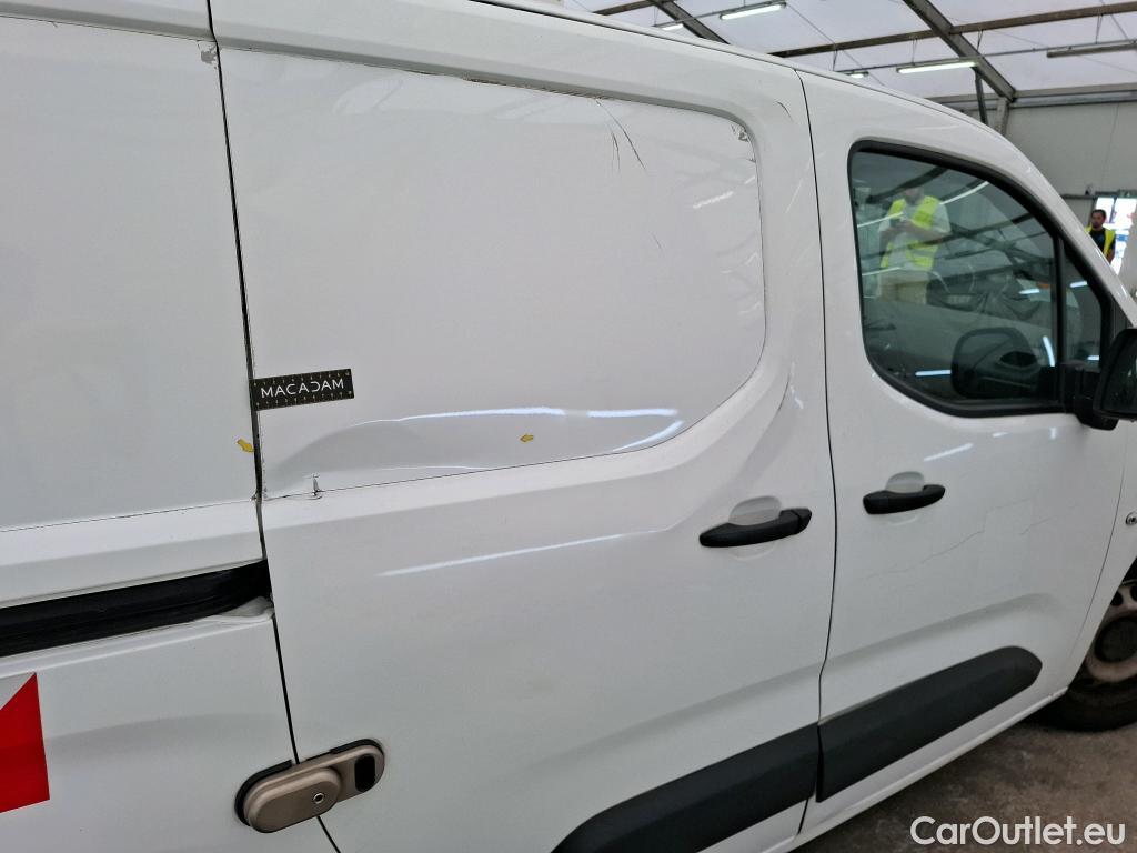  Citroen  Berlingo  Fourgon Worker M 1000 1.2 PureTech 130CV BVA8 E6d #1