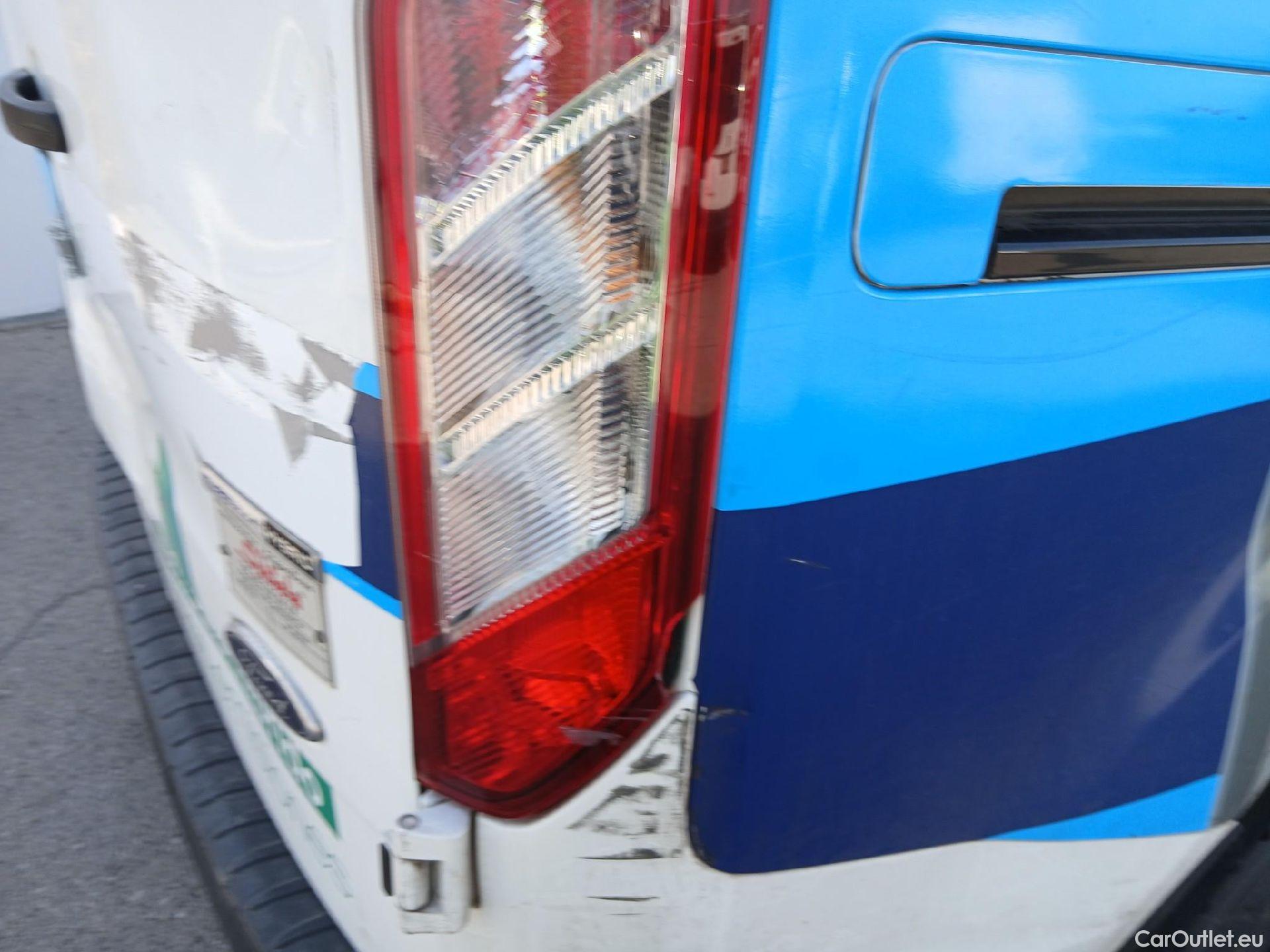  Ford  Transit FORD  Custom / 2012 / 4P / furgón Van 2.0 TDCI 96kW 320 L1 MHEV Trend #26