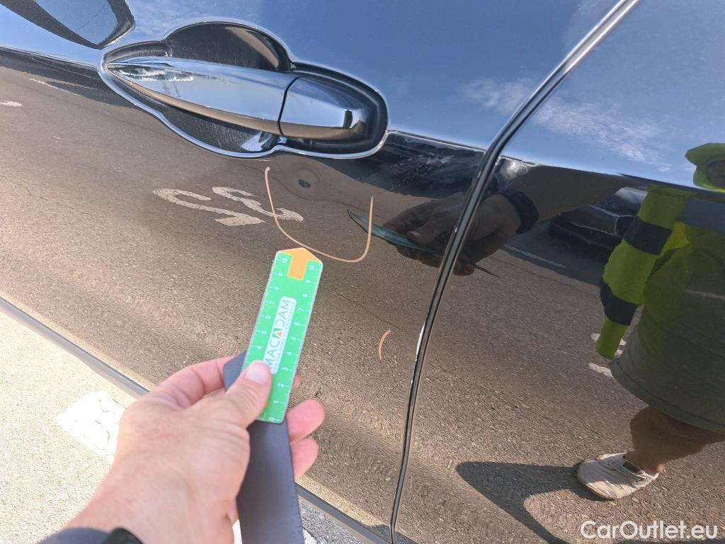  Bmw  X2 BMW  / 2017 / 5P / todoterreno sDrive18d #4