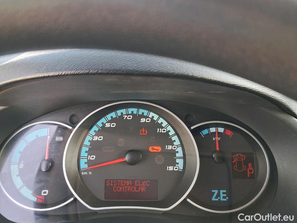  Renault  Kangoo RENAULT  Z.E./2013/3P/furgón derivado de turismo Z.E. Flexi #38