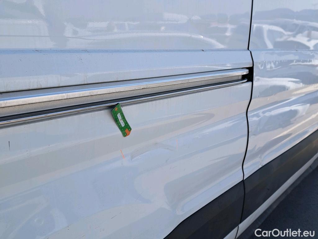  Ford  Transit FORD  / 2013 / 4P / furgón 350 96kW L3H2 Van Trend FWD MHEV #25