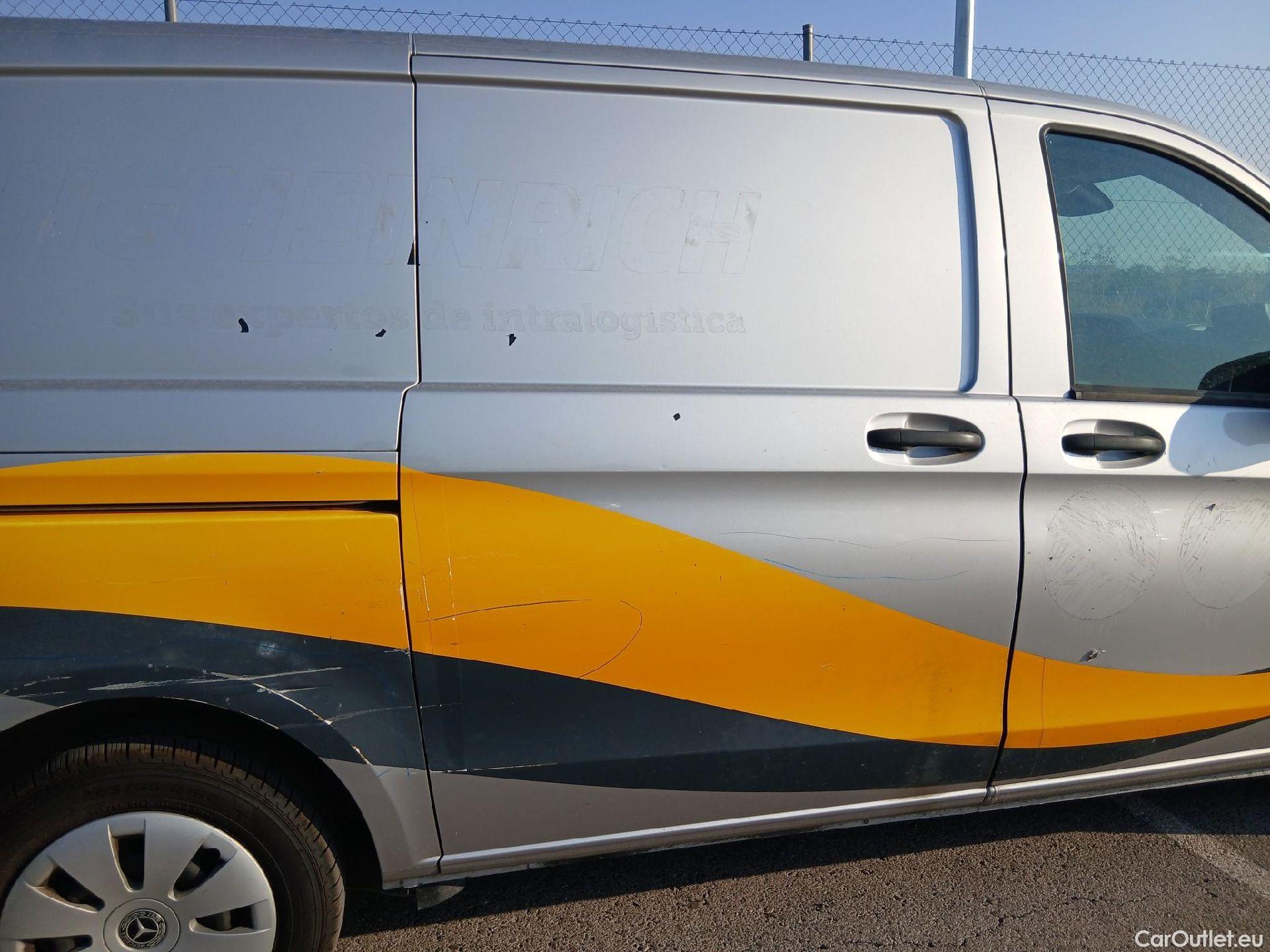  Mercedes  Vito MERCEDES-BENZ  / 2014 / 4P / furgón 111 CDI Larga #25