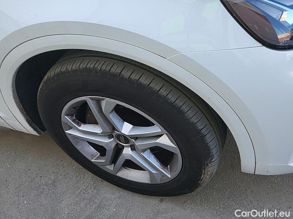  Audi  Q5 AUDI  / 2020 / 5P / todoterreno Advanced 35 TDI 120kW S tronic (AC2) #9