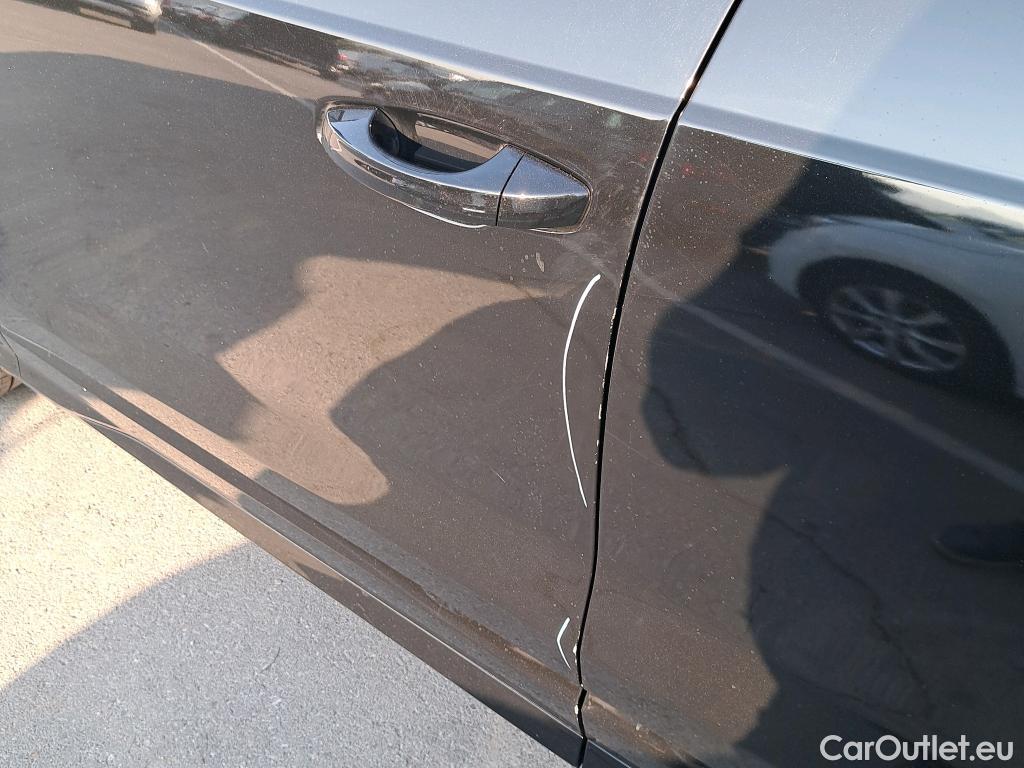  Audi  Q3 AUDI  / 2018 / 5P / todoterreno RS 2.5 TFSI quattro #9