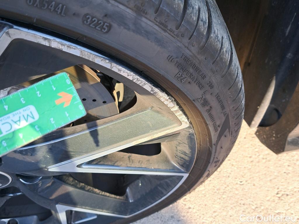  Audi  Q3 AUDI  / 2018 / 5P / todoterreno RS 2.5 TFSI quattro #2