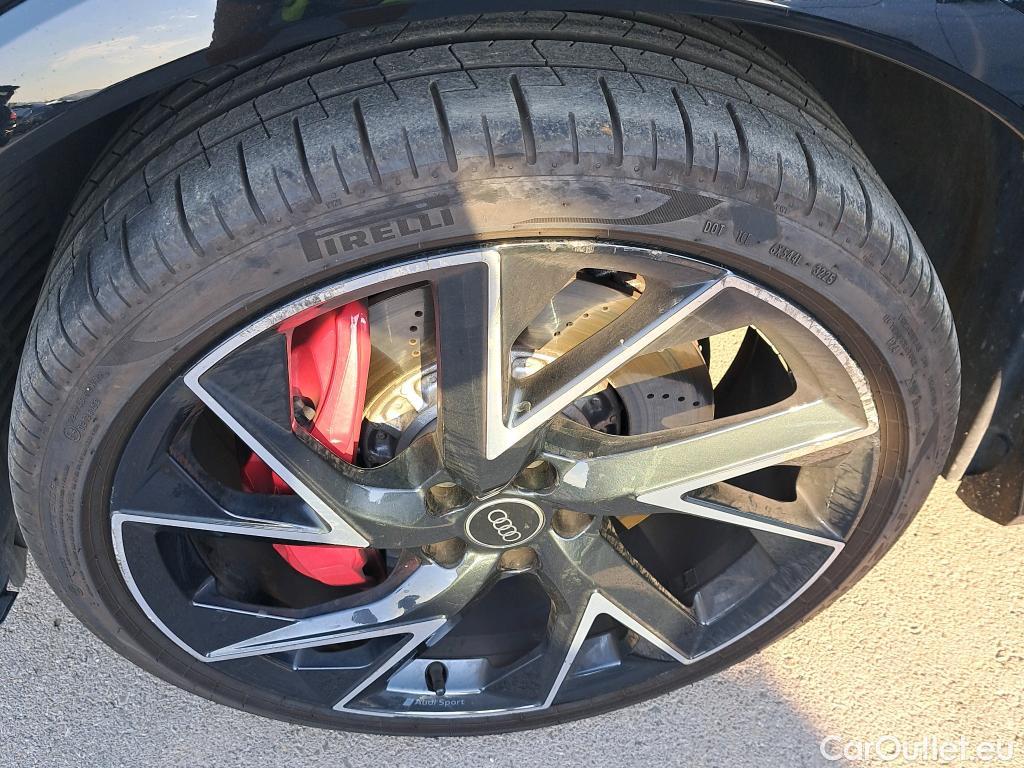  Audi  Q3 AUDI  / 2018 / 5P / todoterreno RS 2.5 TFSI quattro #1