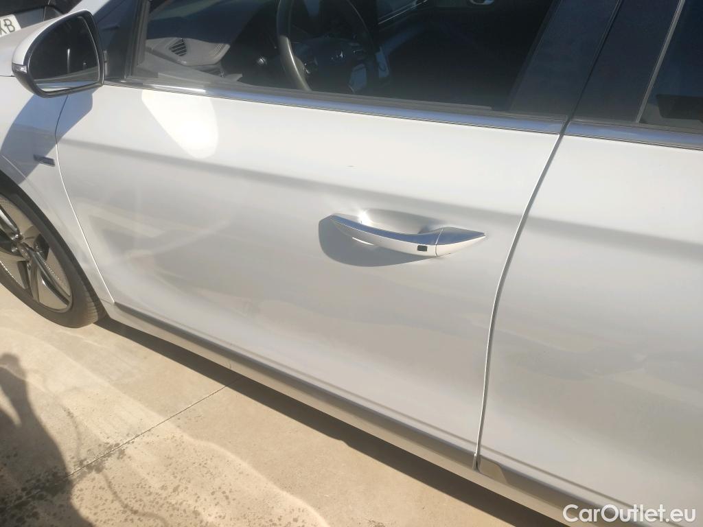  Hyundai   Ioniq HYUNDAI / 2019 / 5P / berlina con portón HEV 5P GDI 1.6 141CV DT TECNO #7