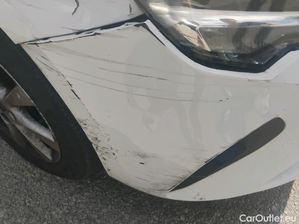  Opel  Corsa OPEL  / 2019 / 5P / berlina con portón 1.2T XHL 74kW (100CV) Edition (AC2) #5