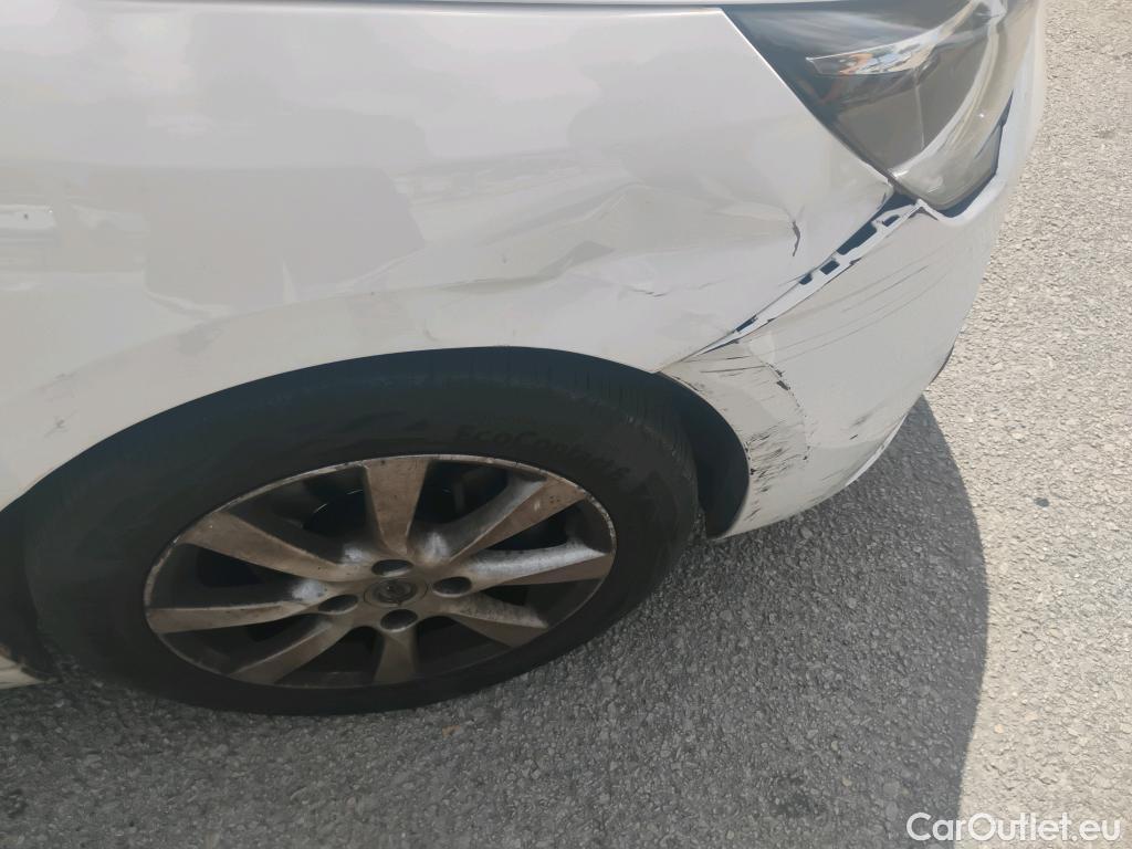  Opel  Corsa OPEL  / 2019 / 5P / berlina con portón 1.2T XHL 74kW (100CV) Edition (AC2) #3