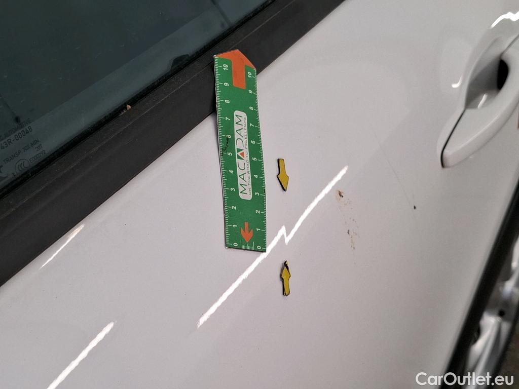  Citroen  C3  Société Feel 1.5 BlueHDI 100CV BVM6 E6d #44