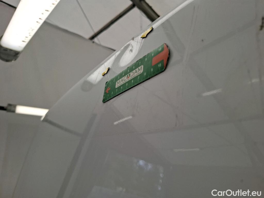  Renault  Master  III Fourgon L2H2 3 5 Grand Confort dCi 135CV BVM6 E6dT #14