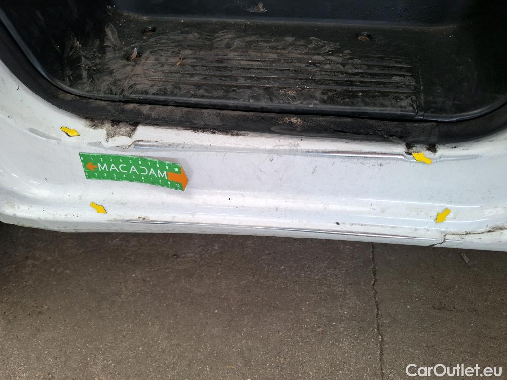  Citroen  Jumper CITROEN  CA VU 4p Fourgon 33 L2H1 BlueHDi 130 BVM6 Cab App Confort #66