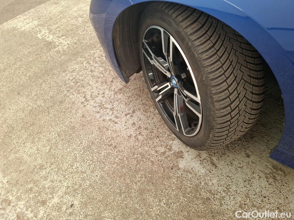  Bmw  Serie 3 BMW Série 3 Touring 2022 5P Break 320e 204ch M Sport BVA8 Hybride #37