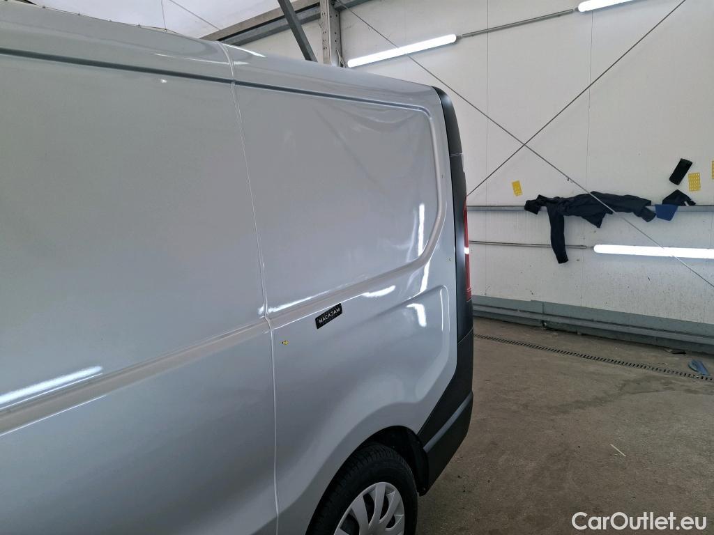 Renault  Trafic  III Fourgon Grand Confort L1H1 1000 1.6 dCi 95CV BVM6 E6 #16