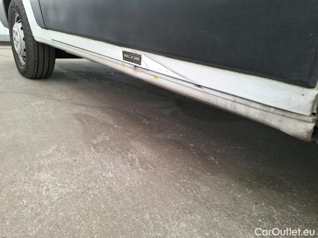  Citroen  Jumper CITROEN  CA VU 4p Fourgon 33 L2H1 BlueHDi 130 BVM6 Cab App Confort #50