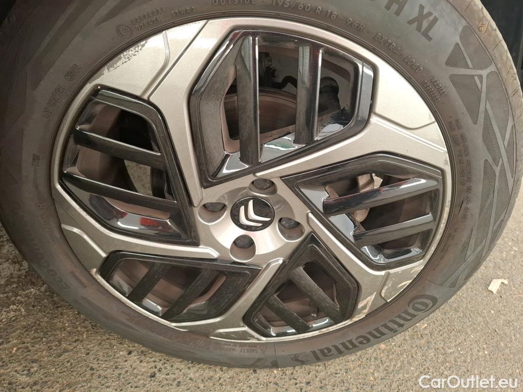  Citroen  C4 CITROEN  X / 2022 / 4P / Berline PureTech 130 S&S EAT8 Feel Pack #33