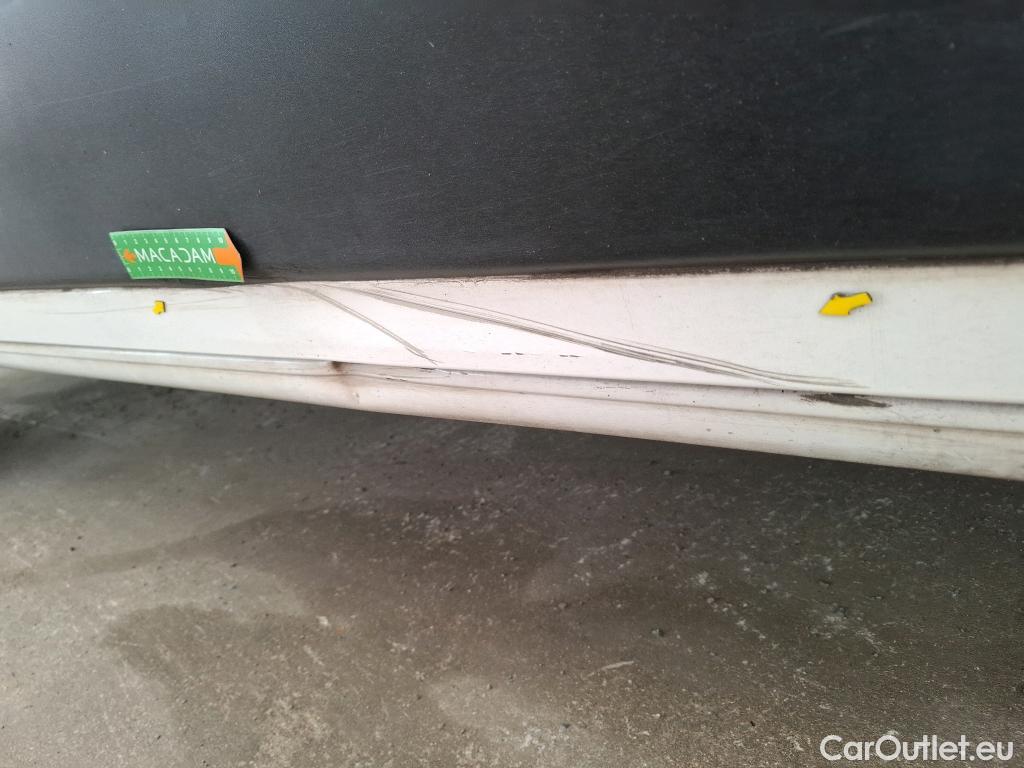  Citroen  Jumper CITROEN  CA VU 4p Fourgon 33 L2H1 BlueHDi 130 BVM6 Cab App Confort #28