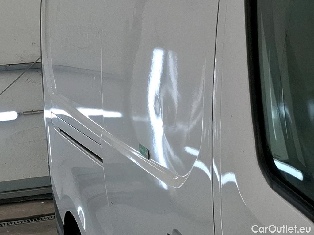  Renault  Trafic  Fourgon L2H1 3T Grand Confort 2.0 dCi 130CV BVM6 E6d #26