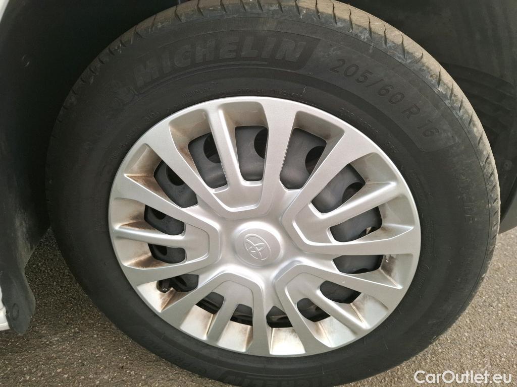  Toyota  Proace TOYOTA  City / 2019 / 4P / Fourgonnette 1.5 Medium 100 D-4D Business #34