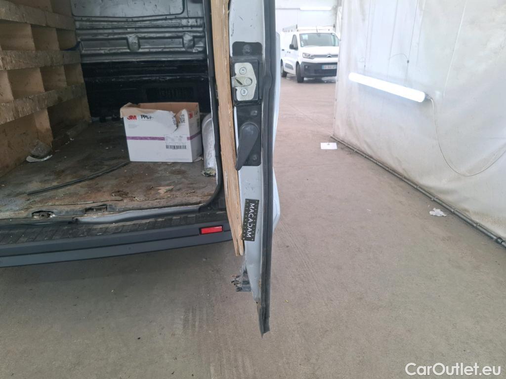  Renault  Trafic  III Fourgon Grand Confort L1H1 1000 1.6 dCi 95CV BVM6 E6 #59