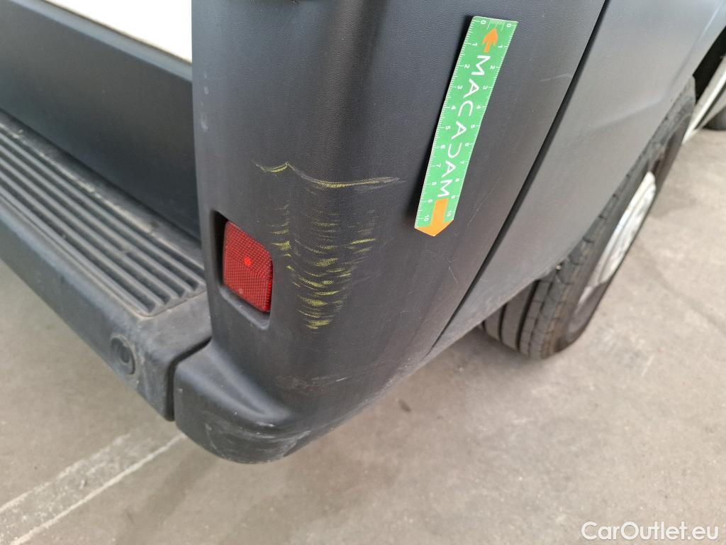  Citroen  Jumper CITROEN  CA VU 4p Fourgon 33 L2H1 BlueHDi 130 BVM6 Cab App Confort #95