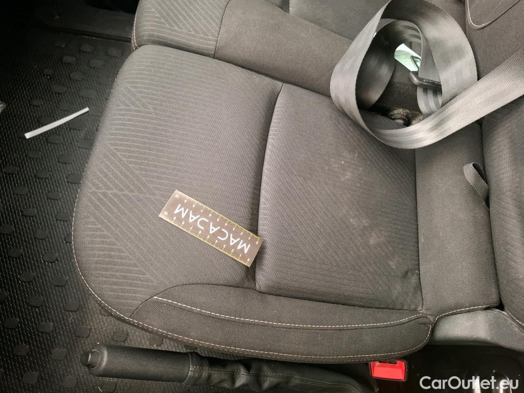  Renault  Trafic  III Fourgon Grand Confort L1H1 1000 1.6 dCi 95CV BVM6 E6 #70
