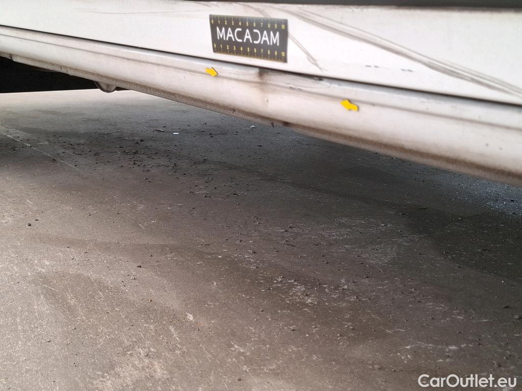  Citroen  Jumper CITROEN  CA VU 4p Fourgon 33 L2H1 BlueHDi 130 BVM6 Cab App Confort #51