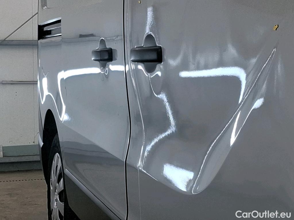  Renault  Trafic  III Fourgon Grand Confort L1H1 1000 1.6 dCi 95CV BVM6 E6 #32