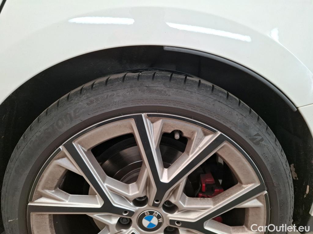  Bmw  Serie 2 BMW Série 2 Gran Coupé / 2019 / 4P / Berline 218I AUTO Edition M Sport Pro #31