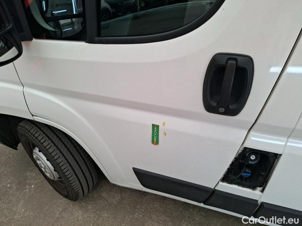  Citroen  Jumper CITROEN  CA VU 4p Fourgon 33 L2H1 BlueHDi 130 BVM6 Cab App Confort #43