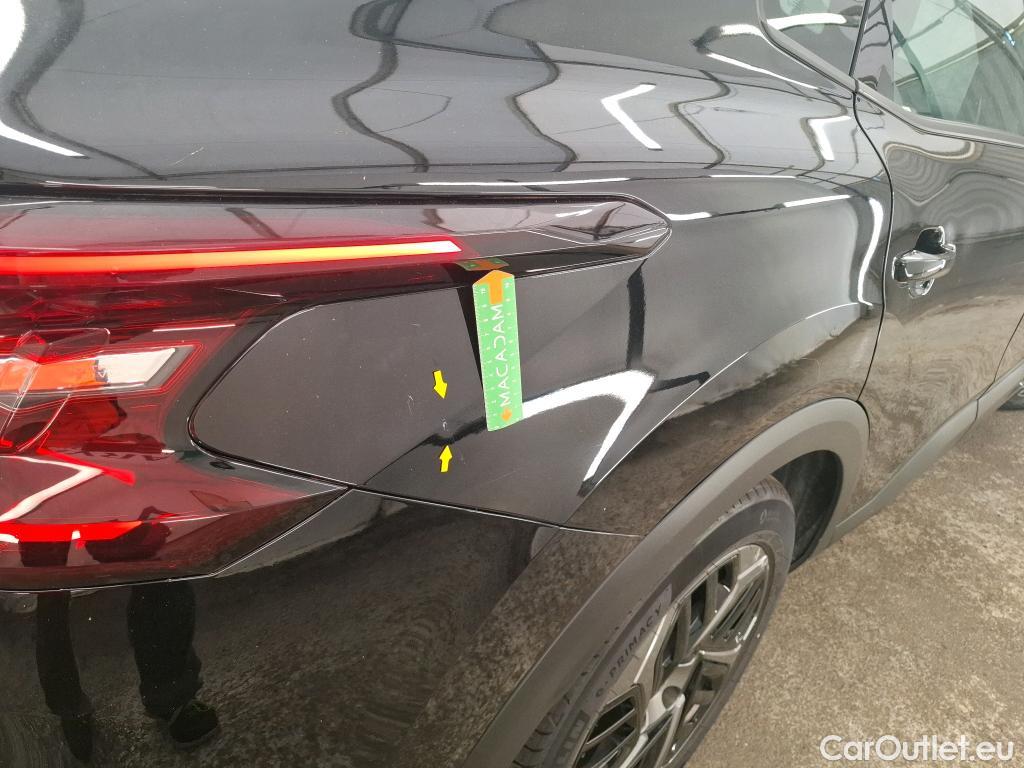  Citroen  C4 CITROEN  X / 2022 / 4P / Berline PureTech 130 S&S EAT8 Feel Pack #4