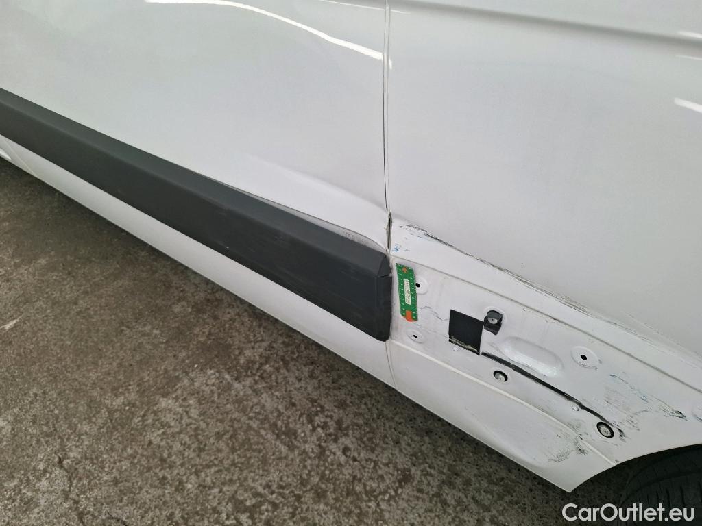  Renault  Master  III Fourgon L2H2 3 5 Grand Confort dCi 135CV BVM6 E6dT #28